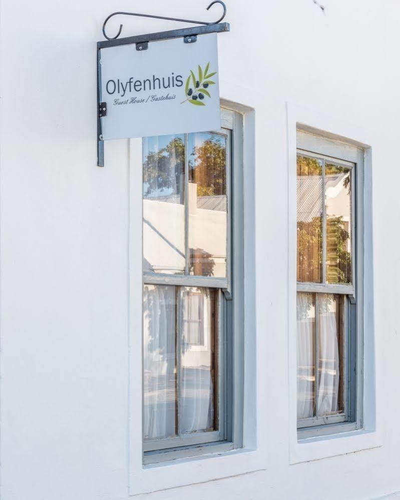 Olyfenhuis Wellington Luaran gambar
